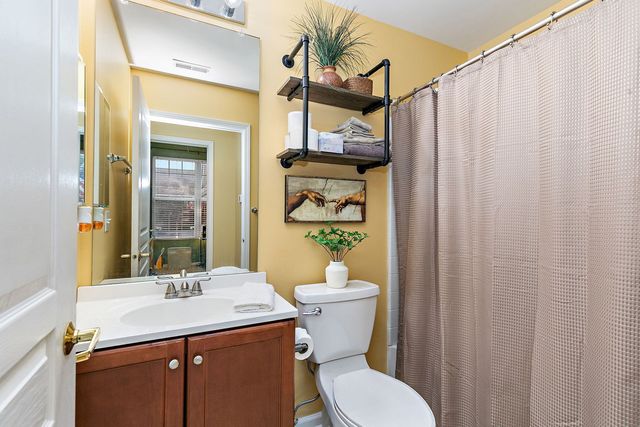12587 Rock Island Trail, Huntley, IL 60142