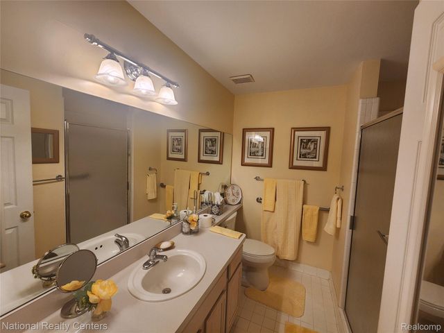 41810 Coventry Way, Canton Charter Township, MI 48187