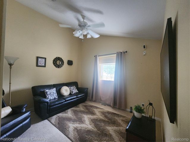 41810 Coventry Way, Canton Charter Township, MI 48187