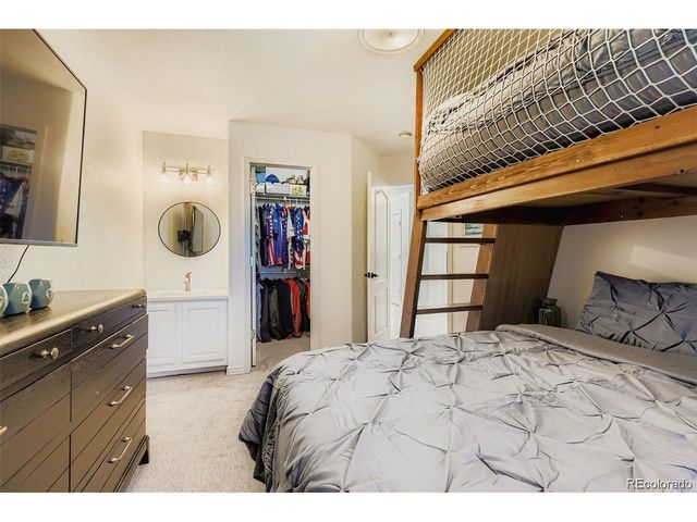 8407 S Parfet Ct, Littleton, CO 80127