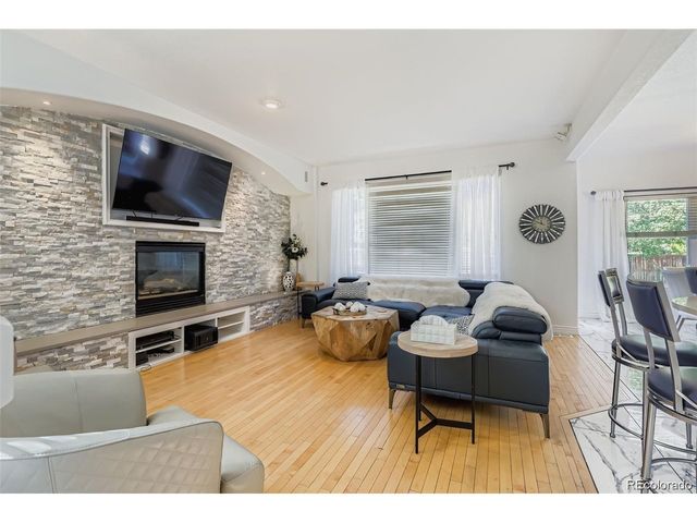 8407 S Parfet Ct, Littleton, CO 80127