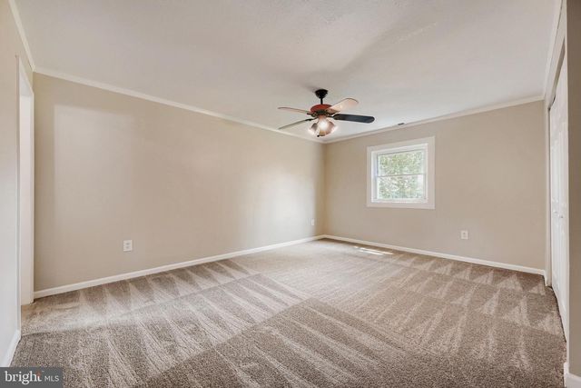 13 GLIDER DR, Middle River, MD 21220