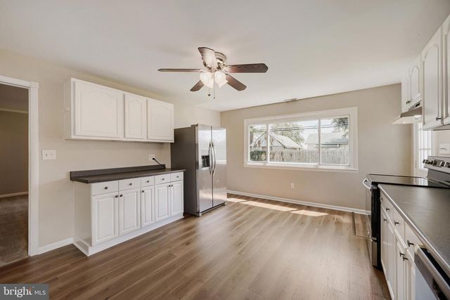 13 GLIDER DR, Middle River, MD 21220