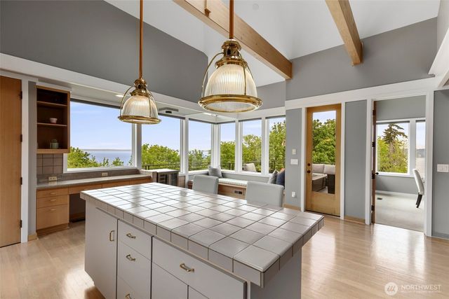 6227 95th Place SW, Mukilteo, WA 98275