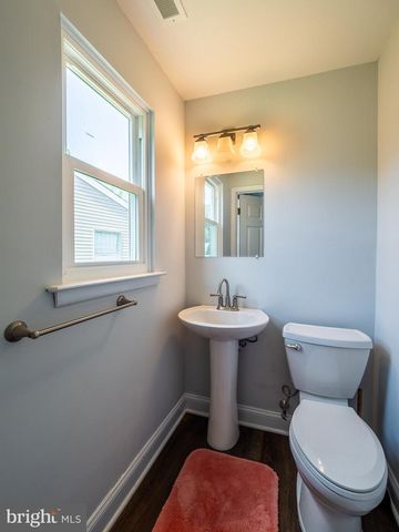 18 DORCHESTER DR, Southampton, NJ 08088
