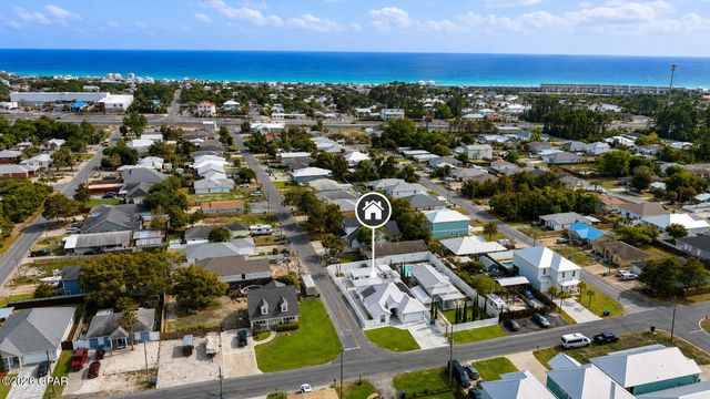 22519 Lakeview Drive, Panama City Beach, FL 32413
