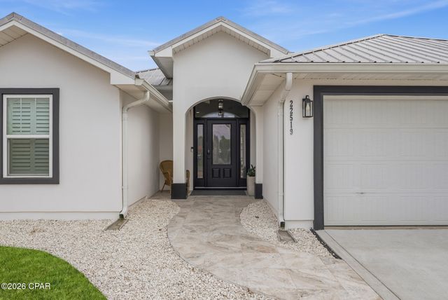 22519 Lakeview Drive, Panama City Beach, FL 32413
