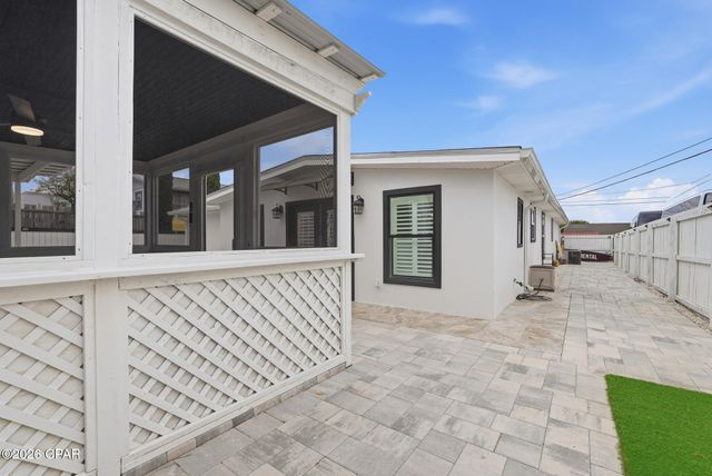 22519 Lakeview Drive, Panama City Beach, FL 32413