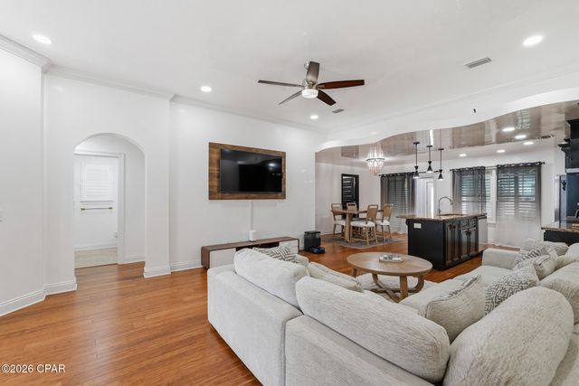 22519 Lakeview Drive, Panama City Beach, FL 32413