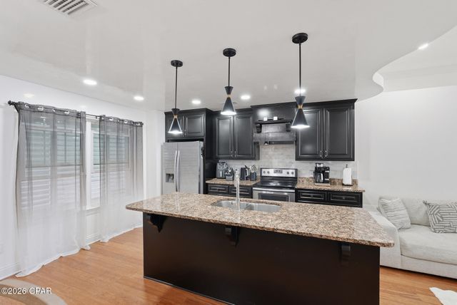 22519 Lakeview Drive, Panama City Beach, FL 32413