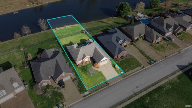 5828 Waterstone Drive, Newburgh, IN 47630