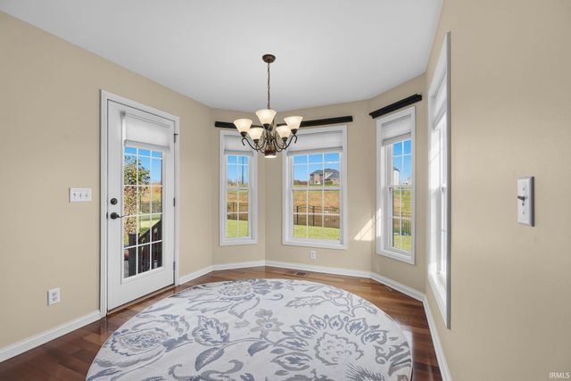 5828 Waterstone Drive, Newburgh, IN 47630