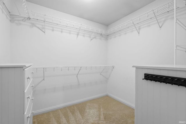 5828 Waterstone Drive, Newburgh, IN 47630