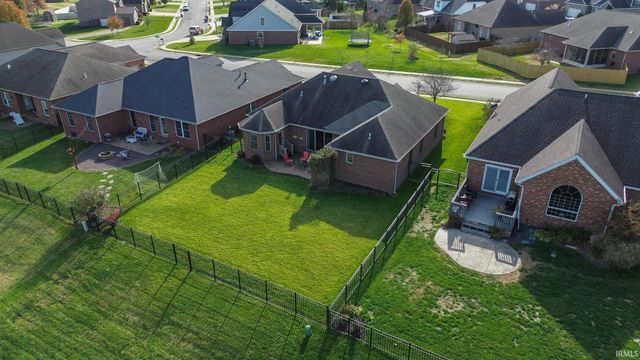 5828 Waterstone Drive, Newburgh, IN 47630