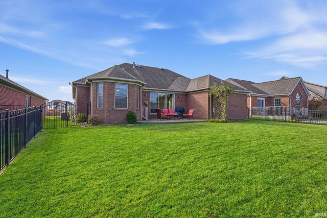 5828 Waterstone Drive, Newburgh, IN 47630