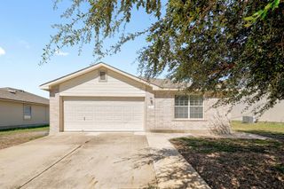 302 Phillips ST, Hutto, TX 78634