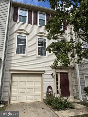 45488 LOST TRAIL TER, Sterling, VA 20164