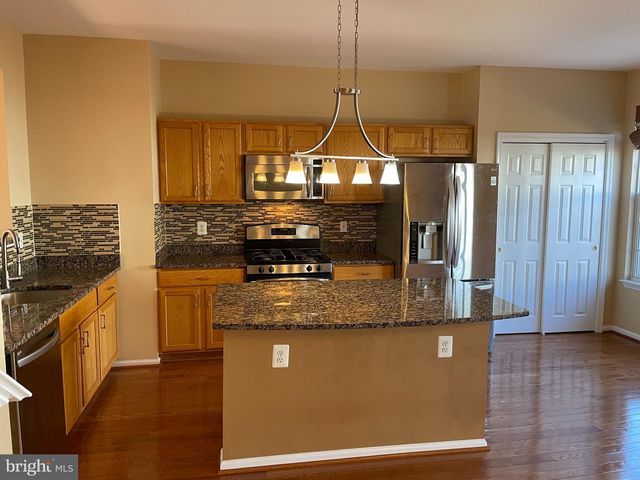 45488 LOST TRAIL TER, Sterling, VA 20164