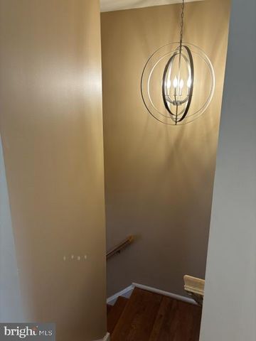 45488 LOST TRAIL TER, Sterling, VA 20164