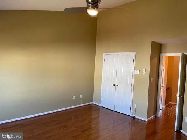 45488 LOST TRAIL TER, Sterling, VA 20164