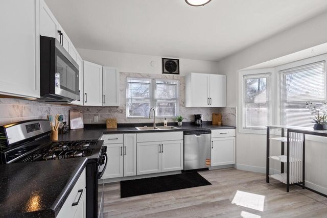 4752 N 44th STREET, Milwaukee, WI 53218