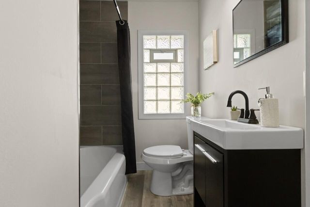 4752 N 44th STREET, Milwaukee, WI 53218