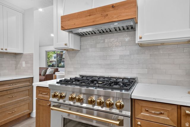 7024 S HORIZON CIR, Cottonwood Heights, UT 84121