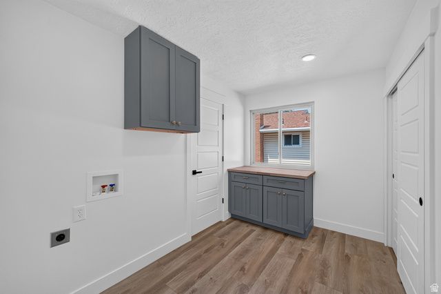 7024 S HORIZON CIR, Cottonwood Heights, UT 84121