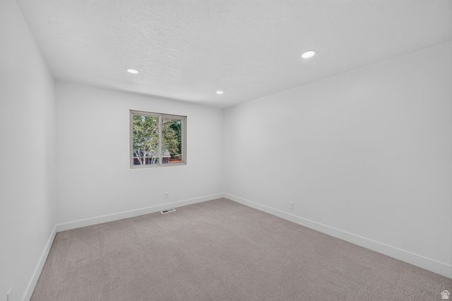 7024 S HORIZON CIR, Cottonwood Heights, UT 84121