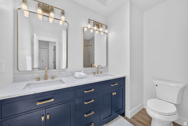 7024 S HORIZON CIR, Cottonwood Heights, UT 84121