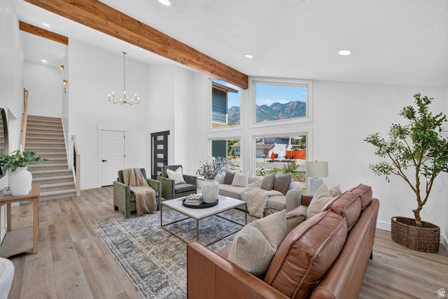 7024 S HORIZON CIR, Cottonwood Heights, UT 84121
