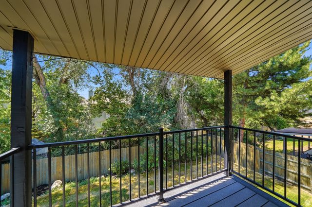 7024 S HORIZON CIR, Cottonwood Heights, UT 84121