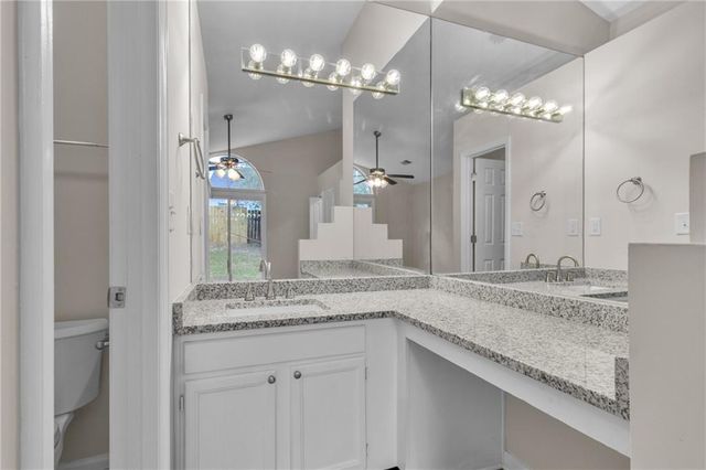713 Stonebridge Way, Lithonia, GA 30058