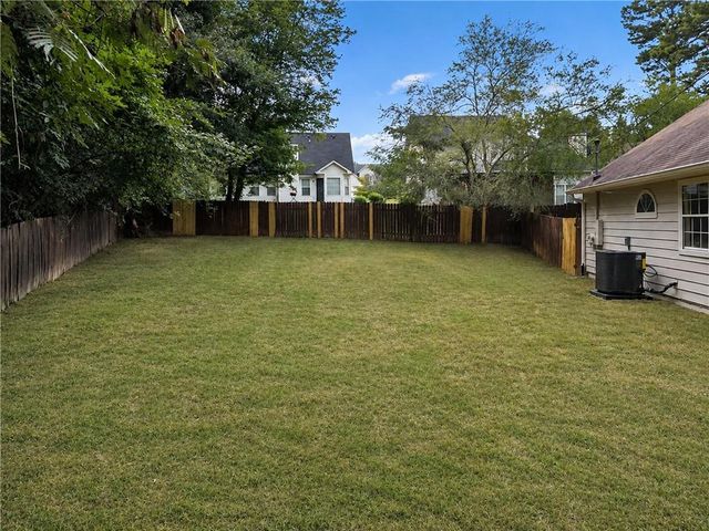 713 Stonebridge Way, Lithonia, GA 30058