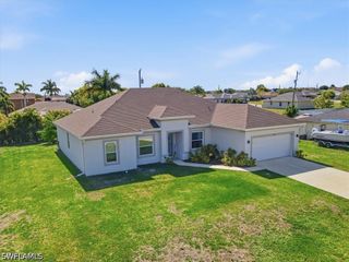 1025 NW 7th PL, Cape Coral, FL 33993
