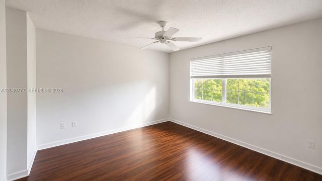 4163 N Haverhill Road 1219, West Palm Beach, FL 33417