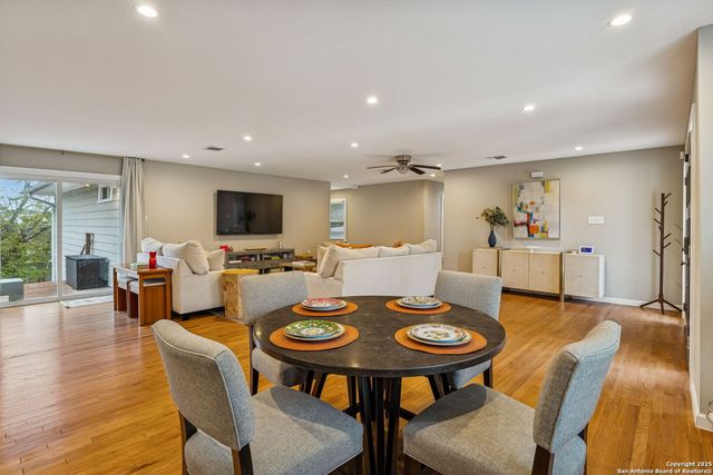 119 Blakeley Dr, San Antonio, TX 78209