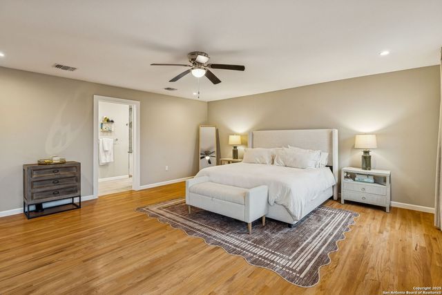 119 Blakeley Dr, San Antonio, TX 78209