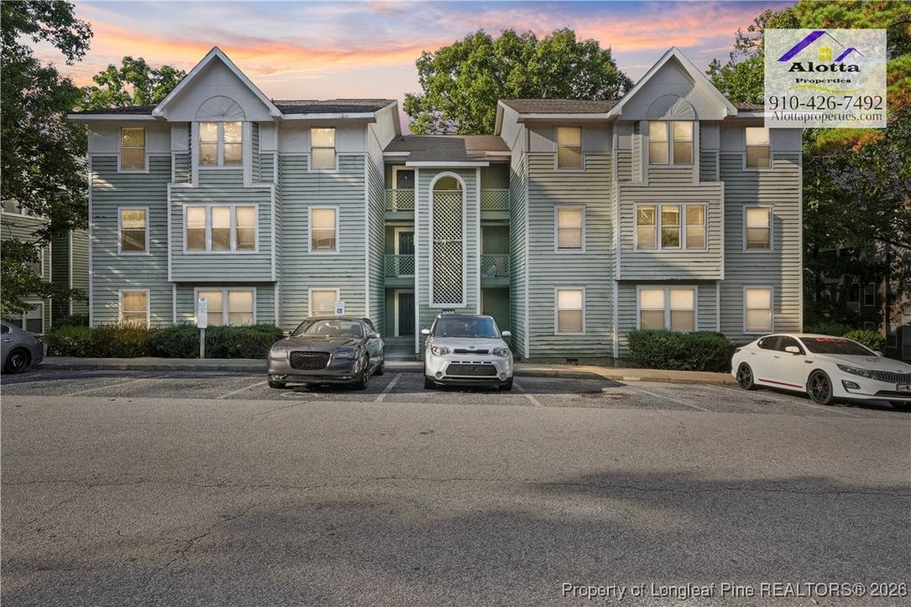 6800 Willowbrook Drive 8, Fayetteville, NC 28314