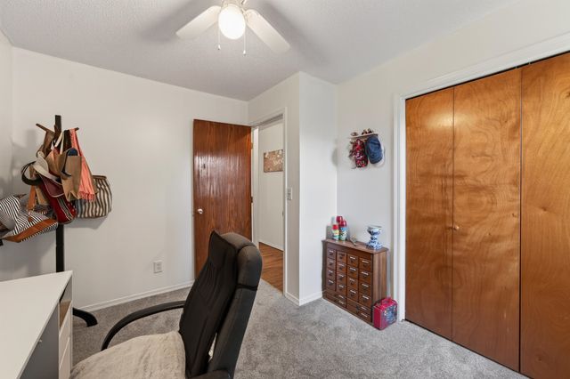10807 W Par Ln, Wichita, KS 67212