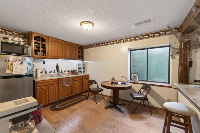 10807 W Par Ln, Wichita, KS 67212
