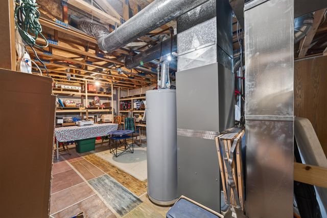 10807 W Par Ln, Wichita, KS 67212