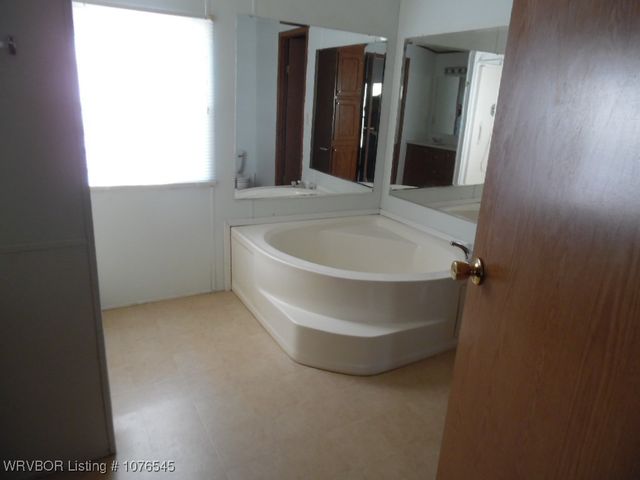 624 W Powell Street, Magazine, AR 72943