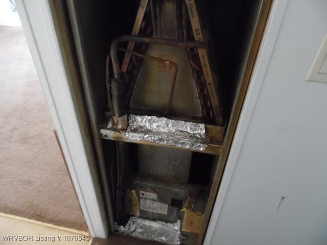 624 W Powell Street, Magazine, AR 72943