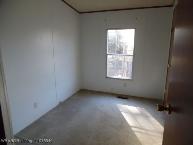 624 W Powell Street, Magazine, AR 72943