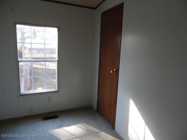 624 W Powell Street, Magazine, AR 72943