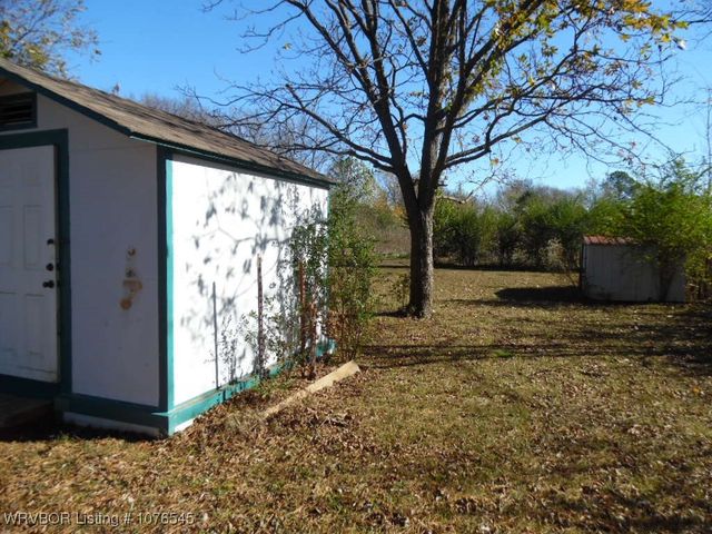 624 W Powell Street, Magazine, AR 72943