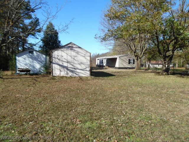 624 W Powell Street, Magazine, AR 72943