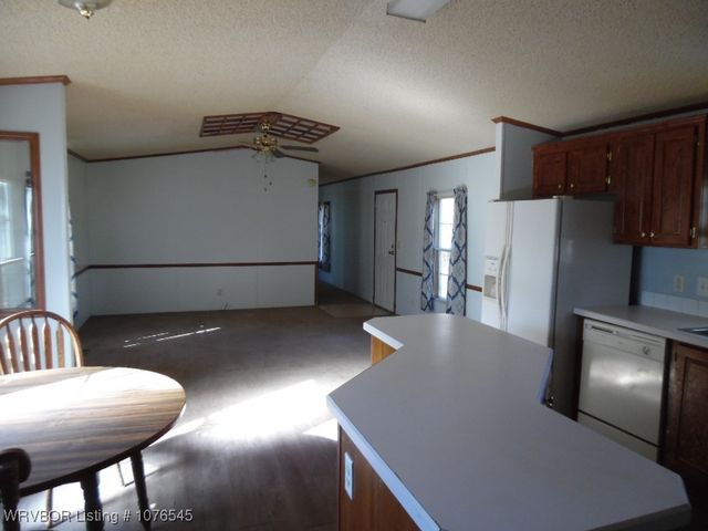 624 W Powell Street, Magazine, AR 72943