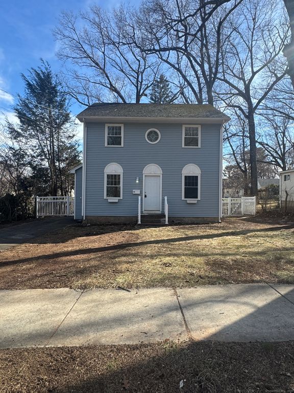 28 Devon Drive, Manchester, CT 06040